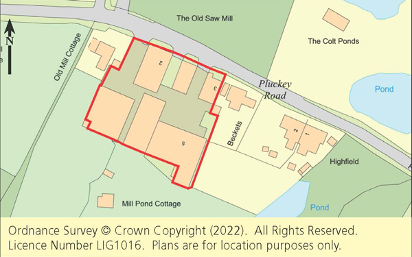 Lot: 131 - ALMOST THREE-QUARTERS OF AN ACRE FREEHOLD SITE WITH REDEVELOPMENT POTENTIAL - 